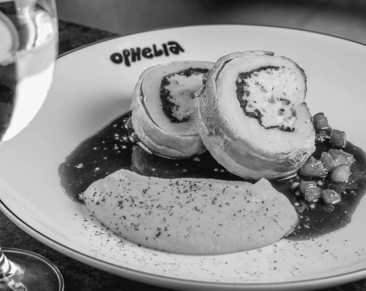 OPHELIA, NOVO HOTSPOT CARIOCA, É MAIS UMA PROVA DE QUE A RECEITA DOS BISTRÔS MODERNINHOS É INFALÍVEL