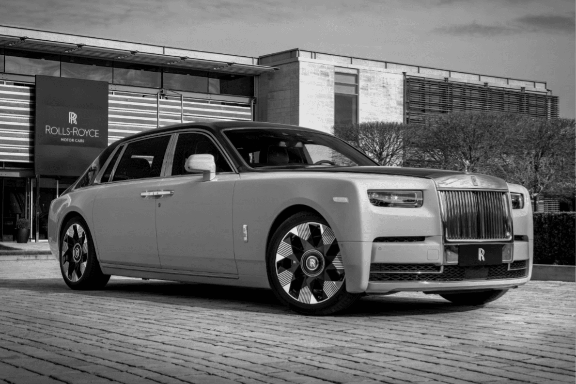 O BEM-SUCEDIDO PASSEIO DE 100 ANOS DO ROLLS-ROYCE PHANTOM