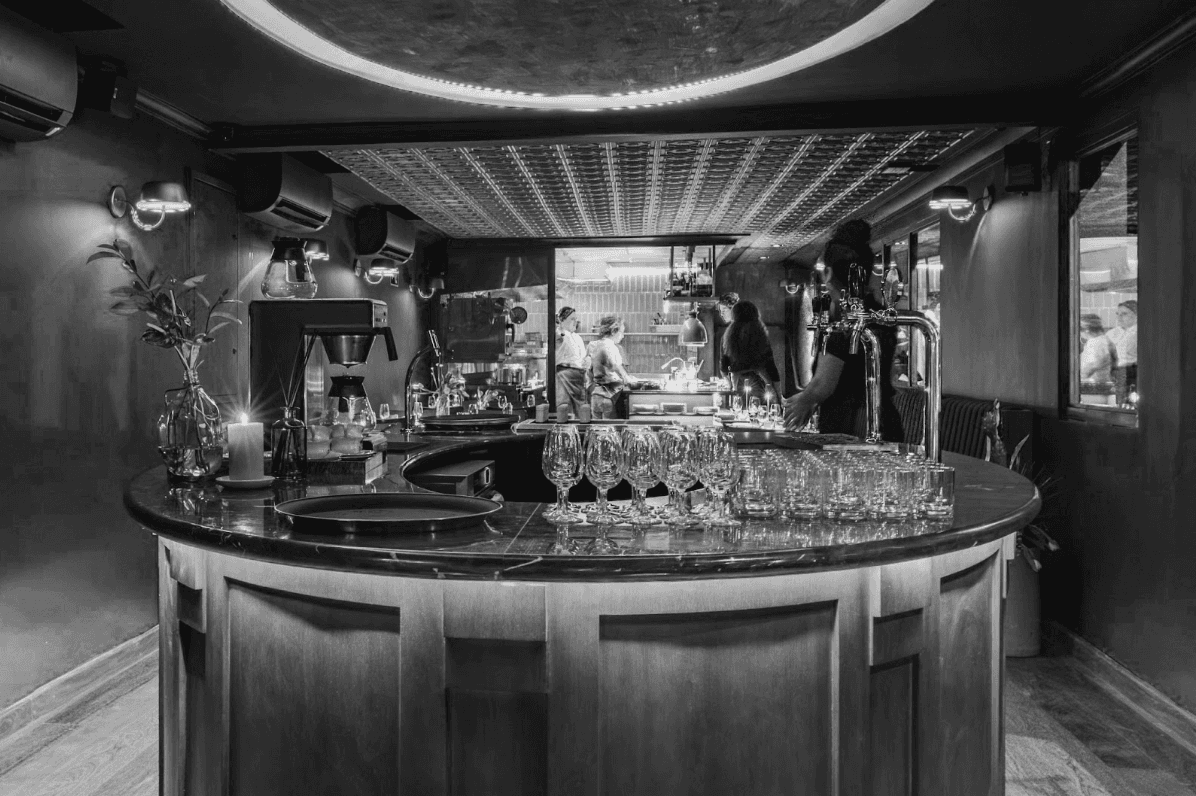 LITA: NOVO BAR DE VINHOS SEM CARA DE ADEGA