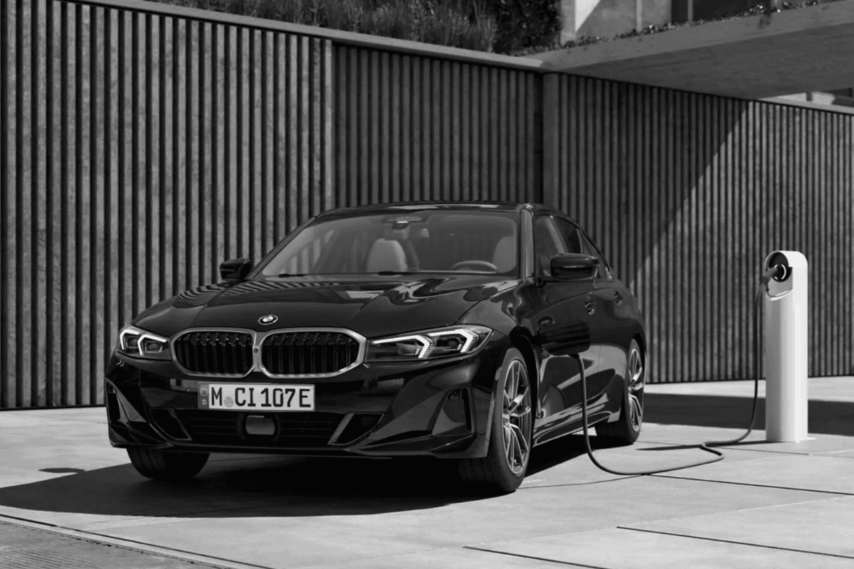 BMW SÉRIE 3, MARCO NA HISTÓRIA DOS SEDÃS, COMPLETA 50 ANOS