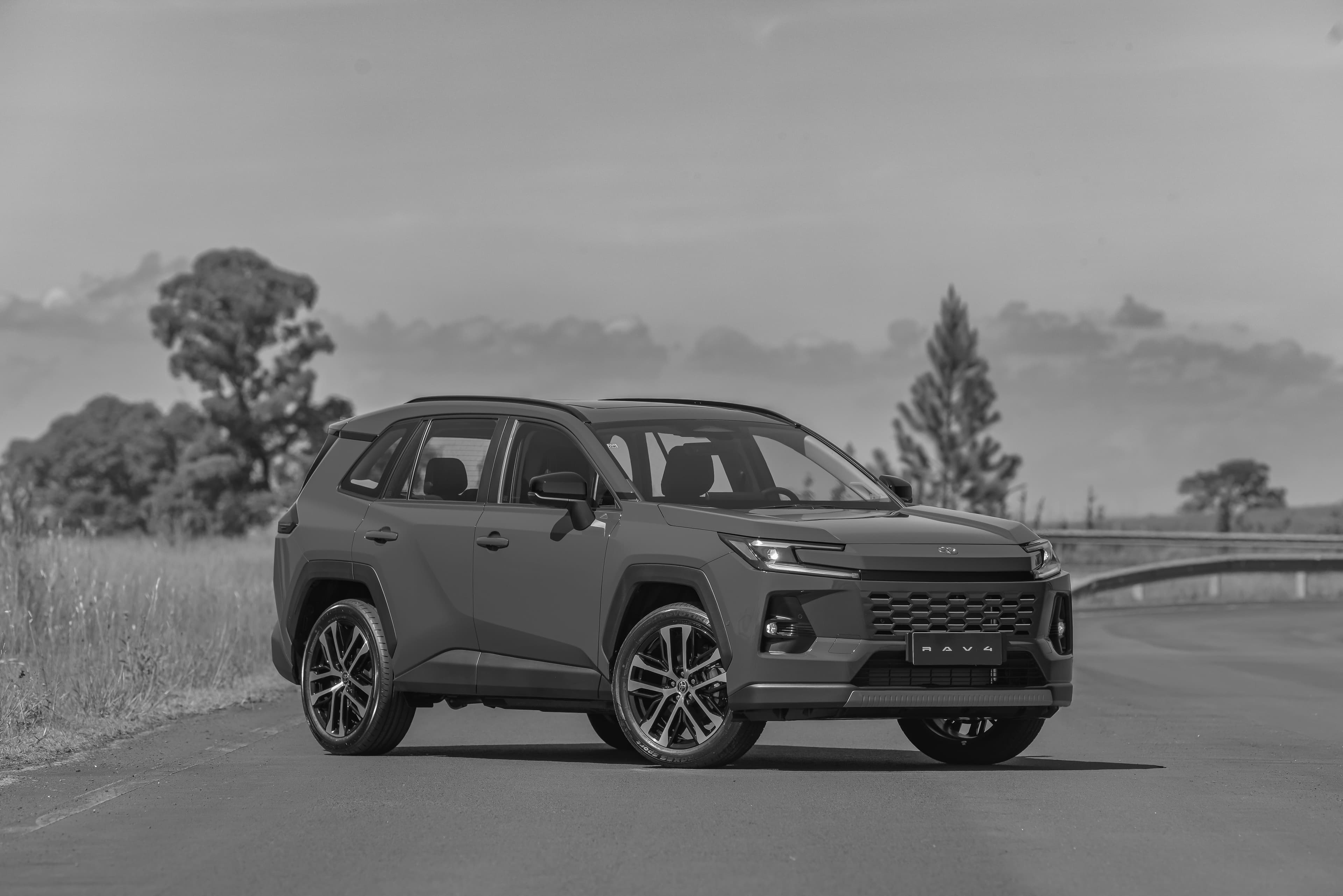 NOVA RAV4 É MAIS TECNOLÓGICA E MAIS BARATA QUE A DE 2025