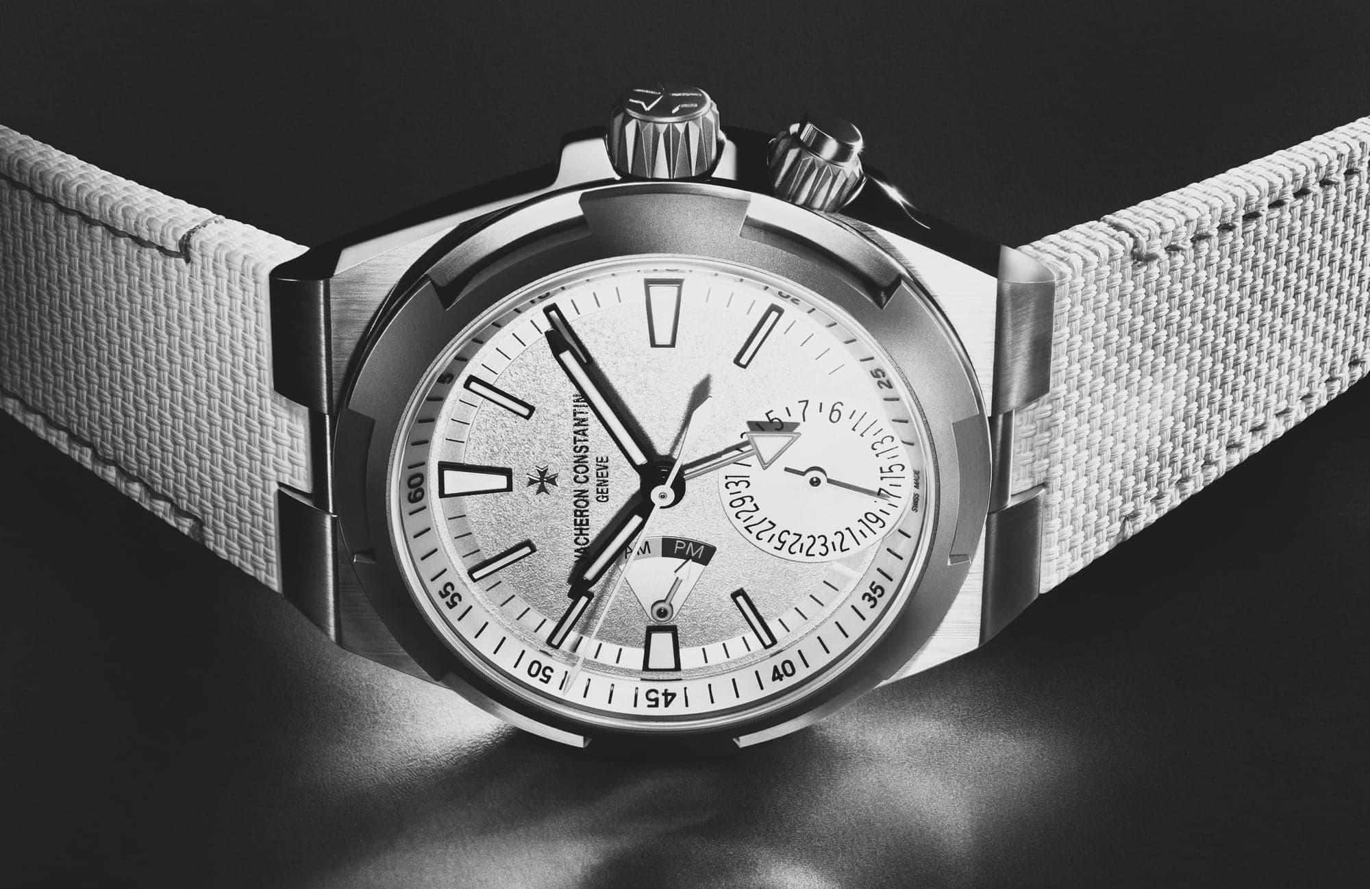 VACHERON REDEFINE O RELÓGIO DE VIAGEM