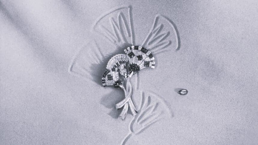 ALGUMAS JOIAS BRILHAM MAIS QUE OUTRAS: A NOVA COLEÇÃO DA VAN CLEEF & ARPELS