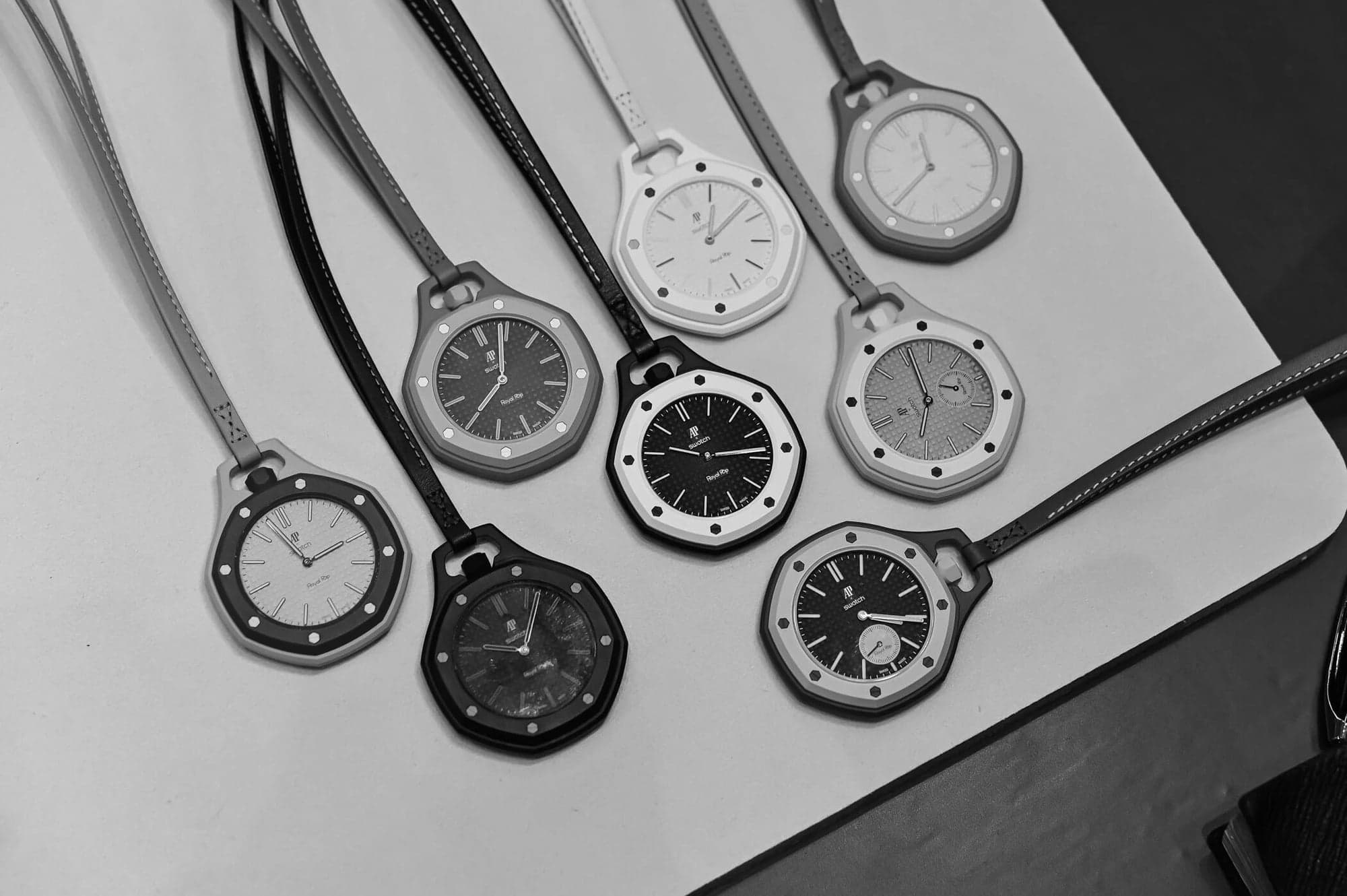 COLLAB AP X SWATCH: O RELÓGIO QUE VENDE DESEJO